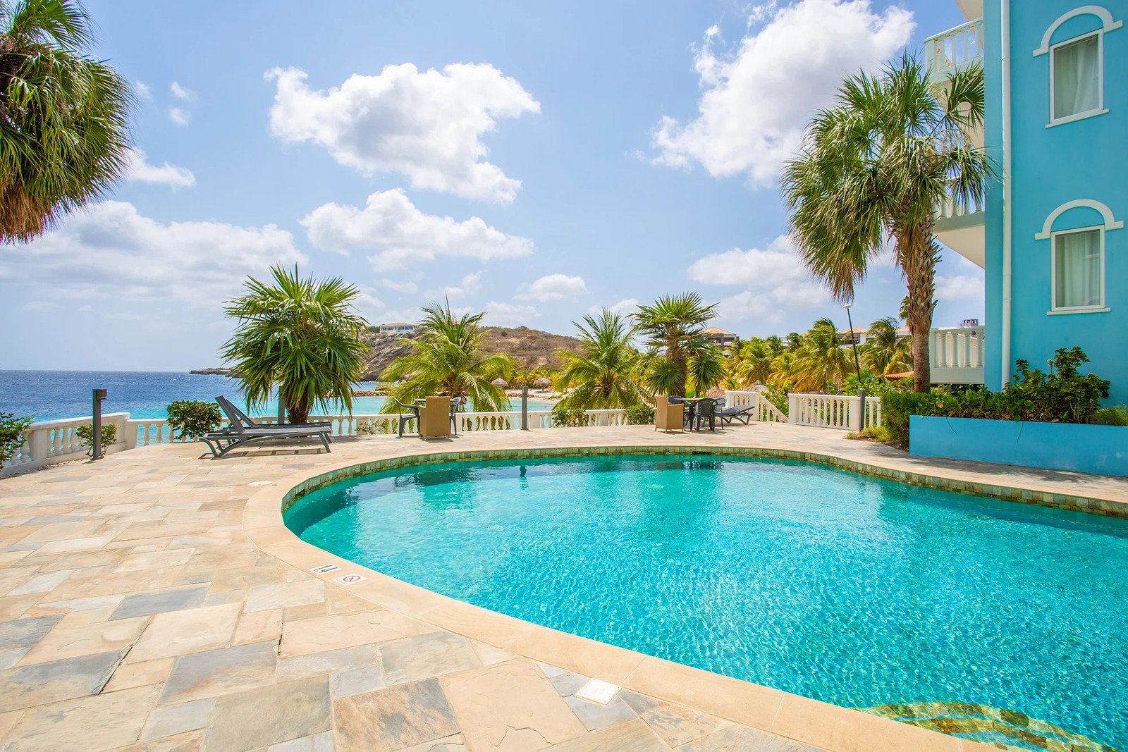 Blue Emerald Ocean Suite Vacation Rentals - Blue Bay Beach