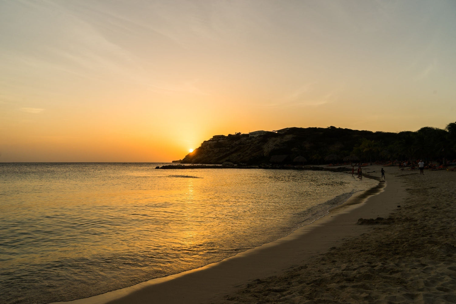 Ultimate Guide to Staying at Blue Bay Beach & Golf Resort Curacao - Lovely Curaçao