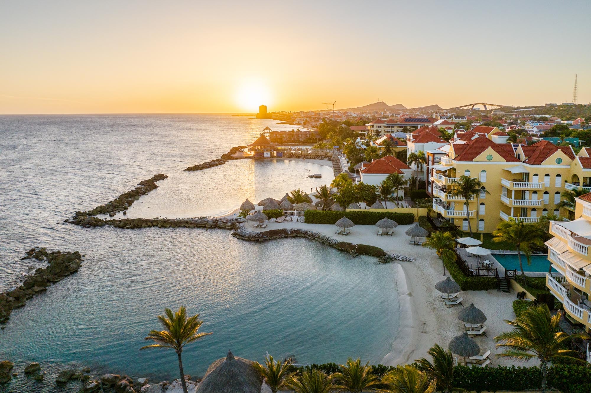 Beau Rivage Beachfront Suites in the heart of Willemstad, Curaçao. Located right next to Avila Beach Hotel.