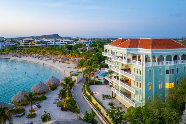 Ocean Suite 5 Beachfront Blue Bay Golf Resort  - Lovely Villas and Apartments Curaçao - Book Directly