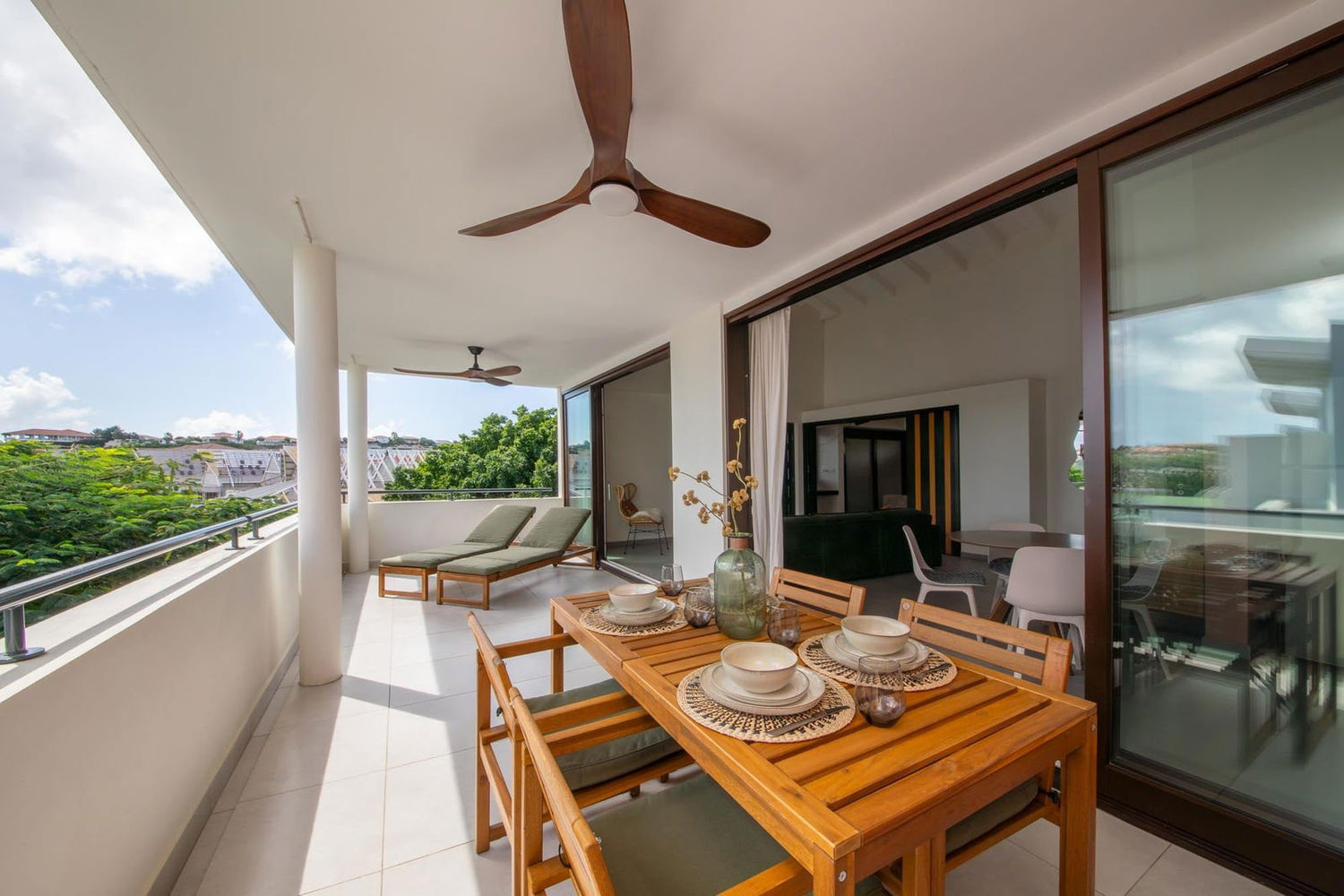 Indigo Garden Blue Bay Resort - Lovely Villas and Apartments Curaçao - Book Directly